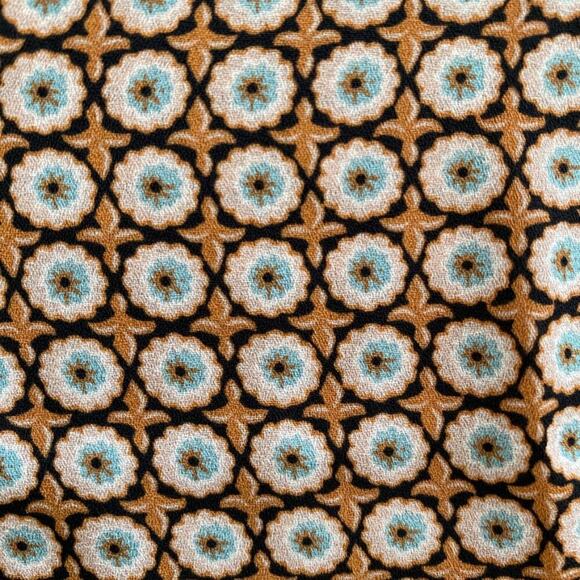 Ann Taylor Loft Long Sleeve Collar Button Up Blouse Geometric Floral Size XXS - Picture 9 of 11